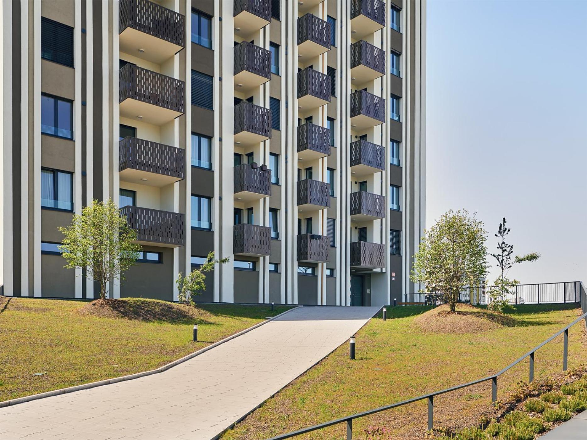 Beta Home - Garage, Air Condition, Garden, At Metro Prag Dış mekan fotoğraf